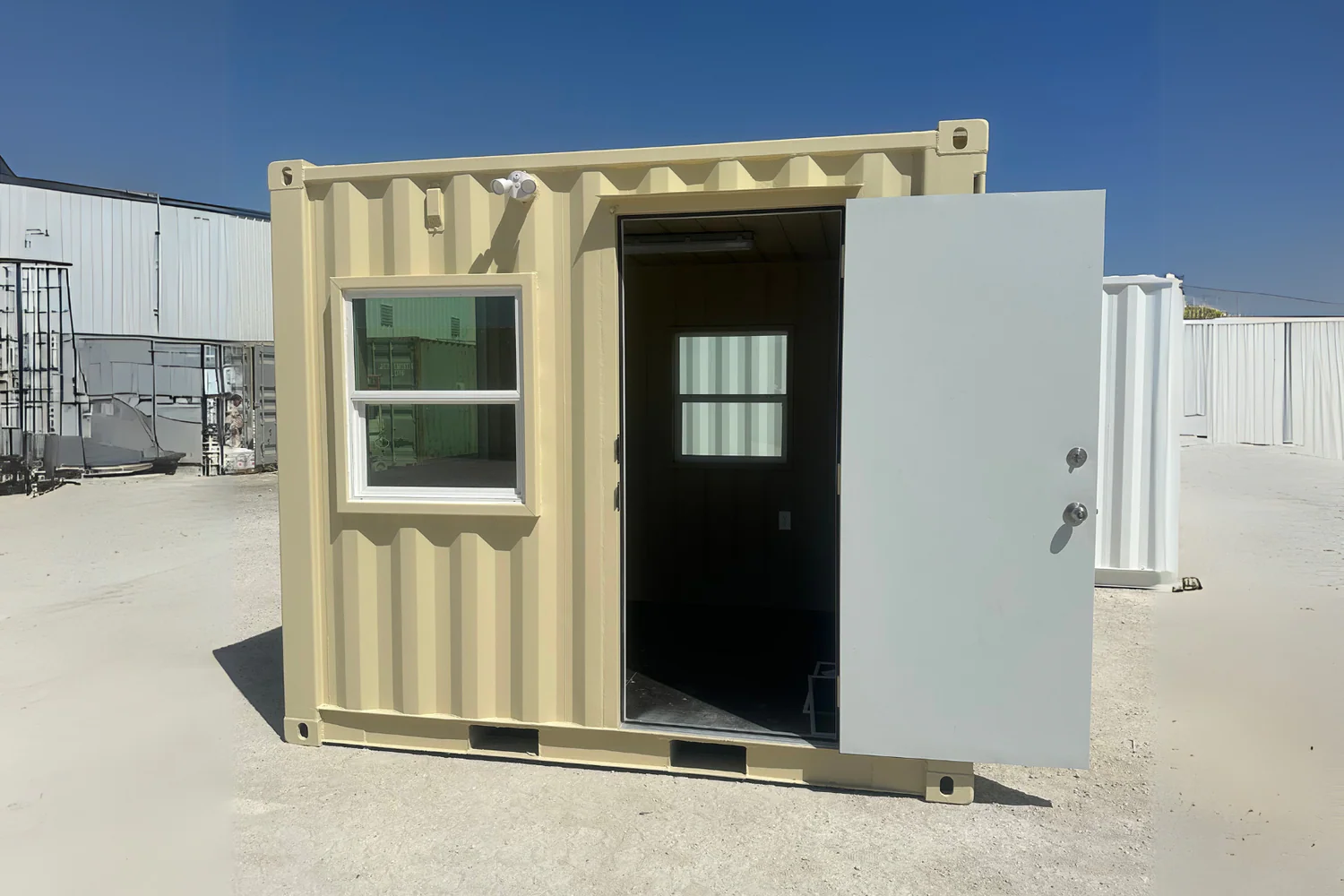 EXPLORE 10'ft Scale Container House EXPLORE 10'ft Scale Container House